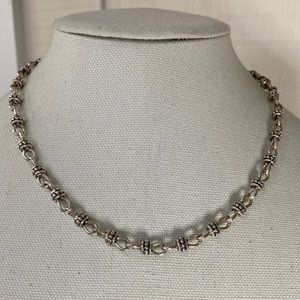 Unusual silvertone link design necklace